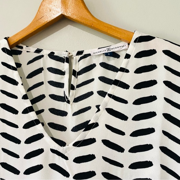 Michelle McDowell Top Sz Small - Picture 4 of 8